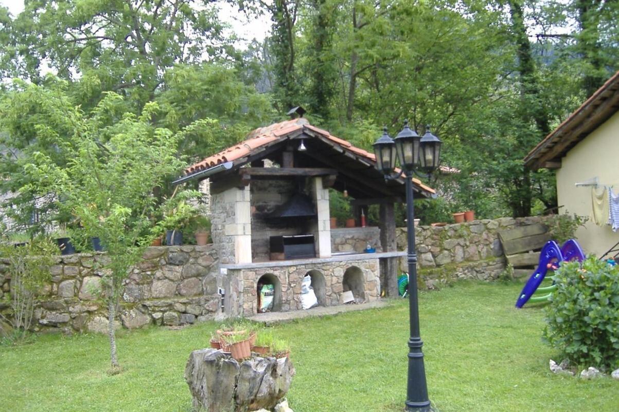 Casa Rural Caborzal Renedo De Cabuerniga Exteriör bild