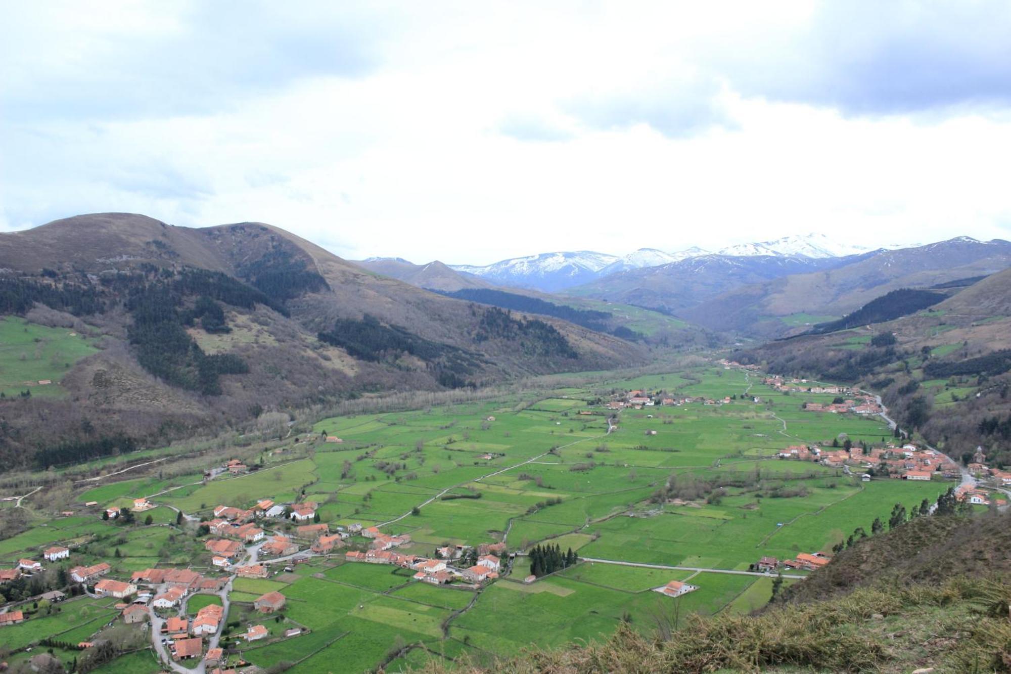 Casa Rural Caborzal Renedo De Cabuerniga Exteriör bild